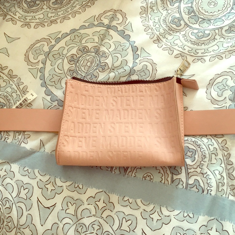 Steve Madden Fannie Pack